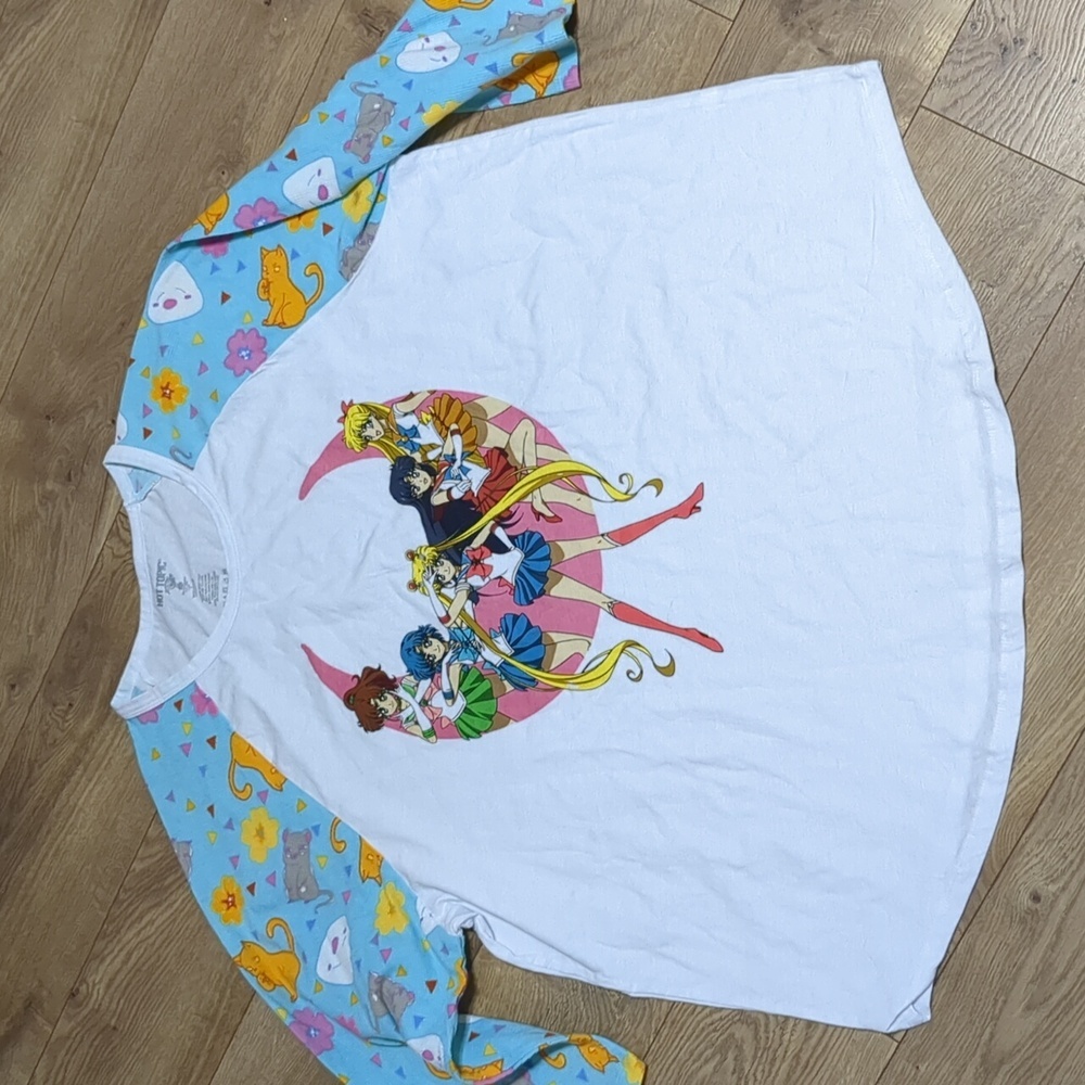 Hot Topic Sailor Moon Pajamas Shirt womens size 3X